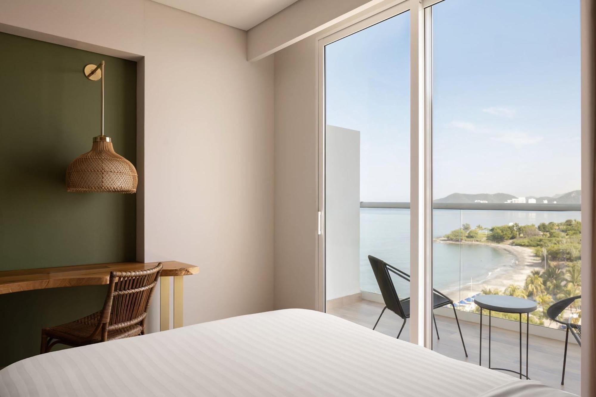 Santa Marta Marriott Resort Playa Dormida Zewnętrze zdjęcie A room at the hotel