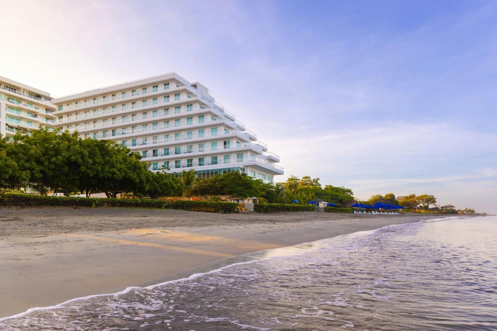 Santa Marta Marriott Resort Playa Dormida Zewnętrze zdjęcie The Royal